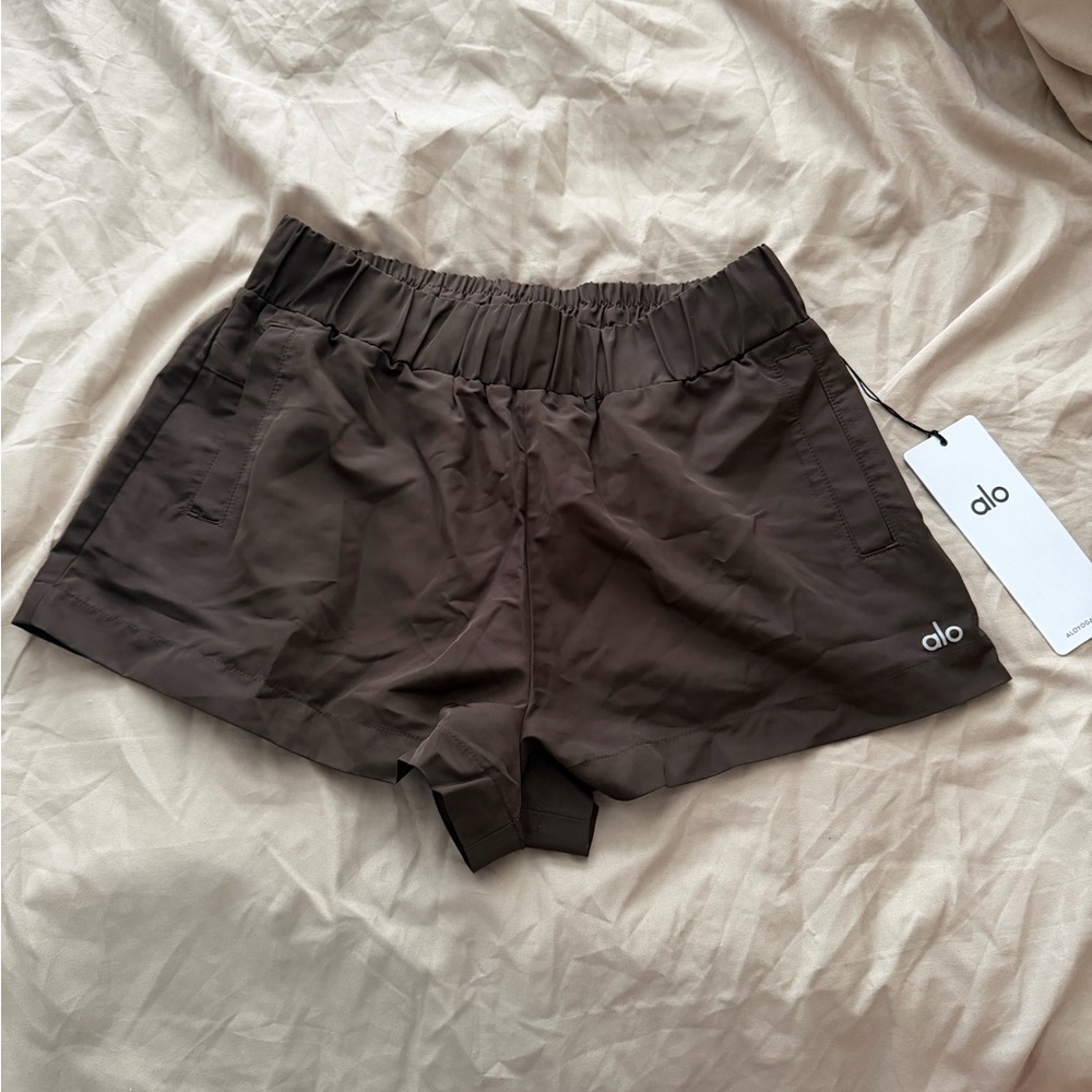 ALO Yoga Women's Dark Brown Athletic Shorts